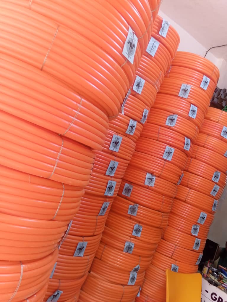 LES TUYAUX ORANGE POUR ELECTRICITE ORDINAIRE 13